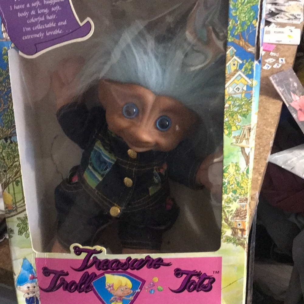 Vintage Treasure Troll Tot Doll